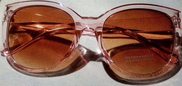 Light Colored Frame Sunnies