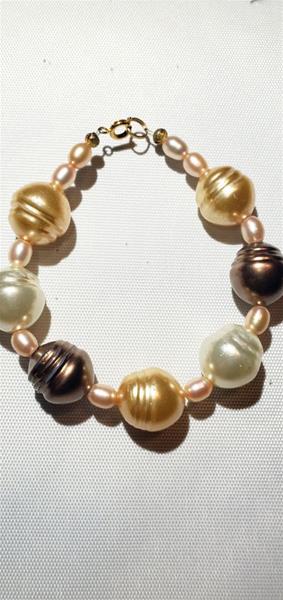 Blush and Brown Bauble Bracelet