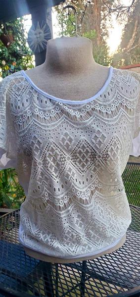 Chic White Lace Inspired Top